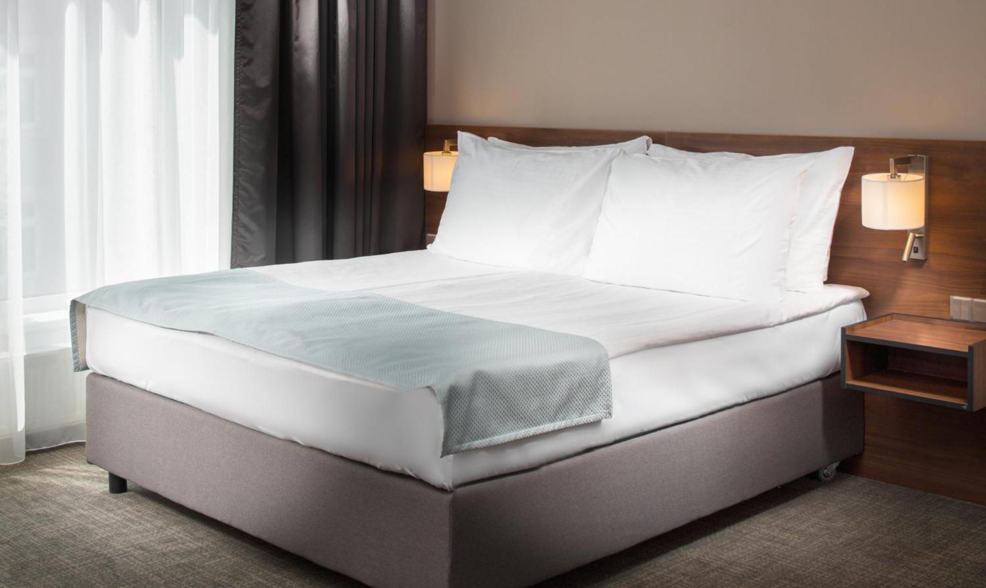 By Ihg Hotel