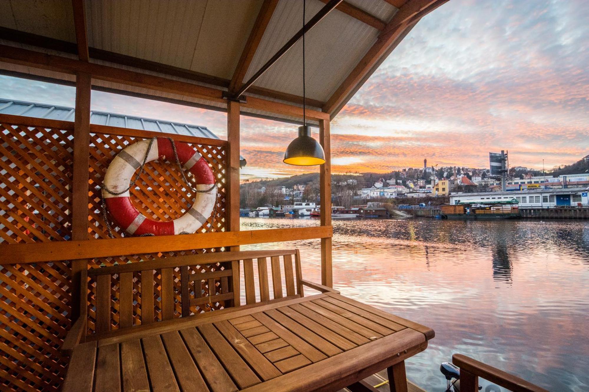 Houseboat Franklin - Houseboats Benjamin & Franklin * Praga