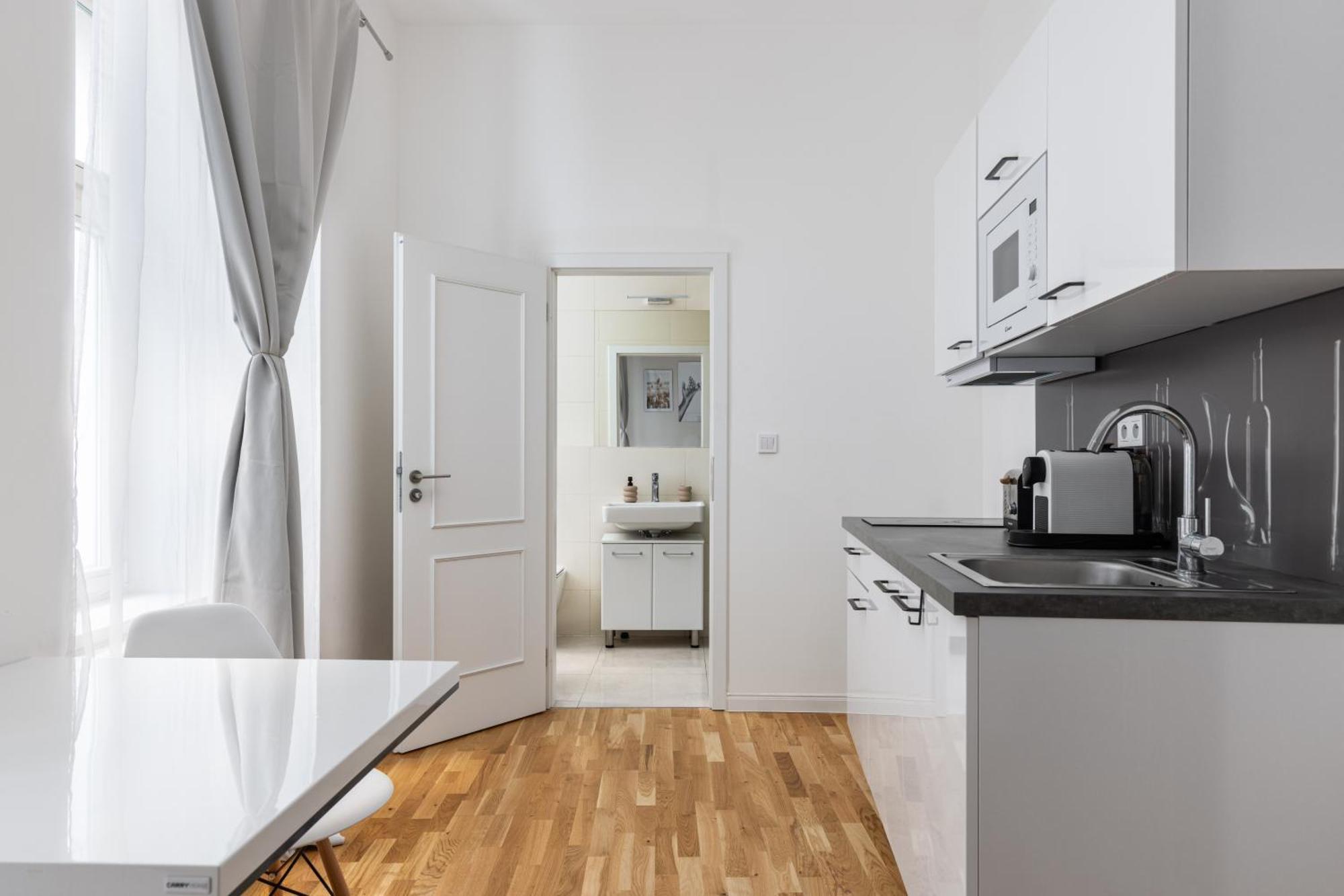 Stay2gether Beige Nest - Metro Florenc Prague