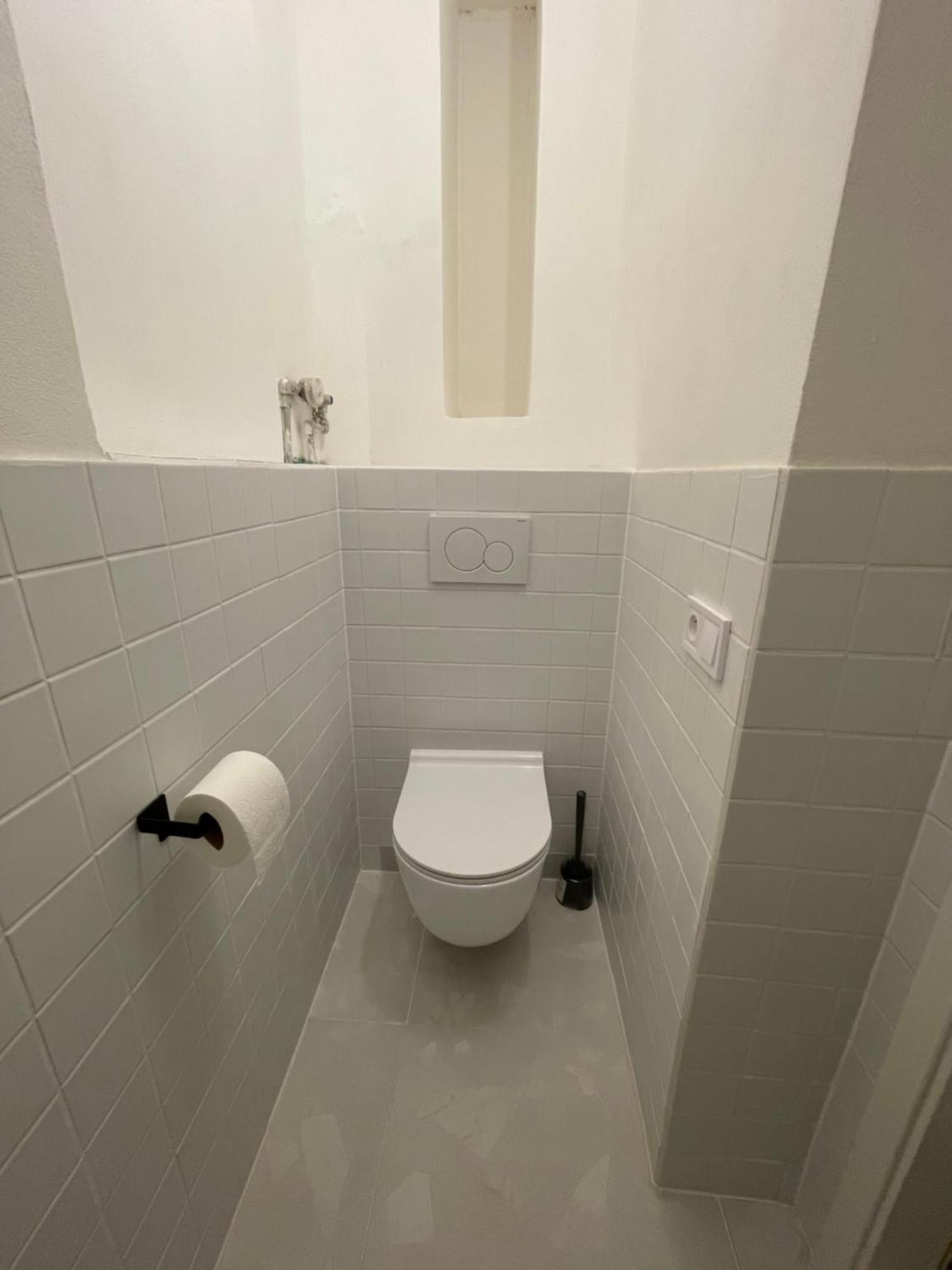 Urban Retreat I Modern Boho In Lovely Letna District - 10 Minutes From Old Town Prague