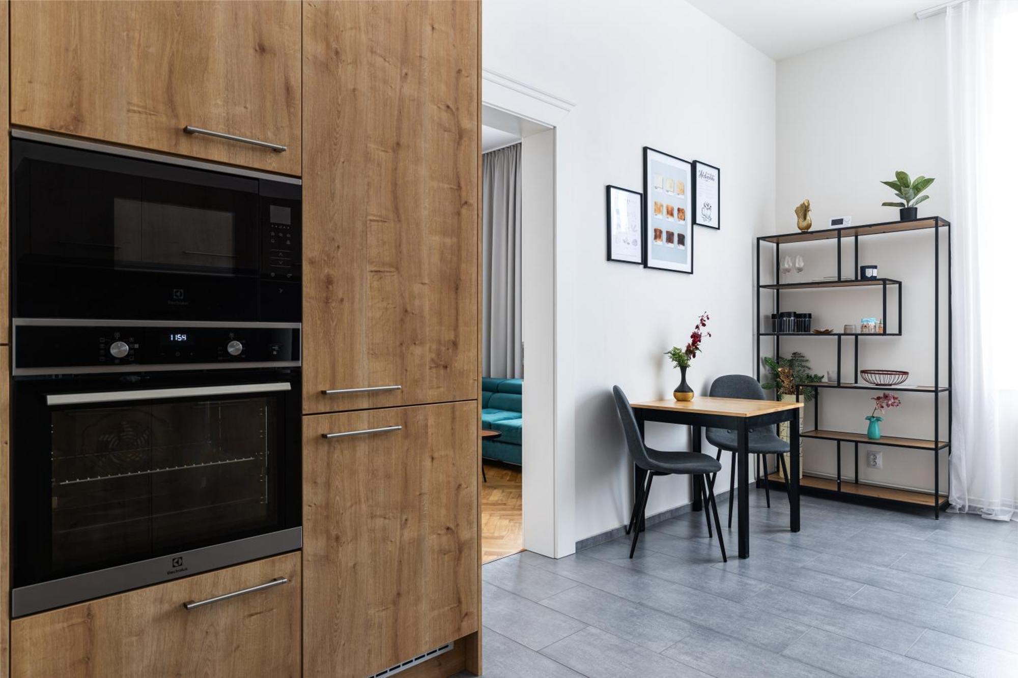 Apartment Stay2gether Buzz - O2 Arena - Sleeps 6 *