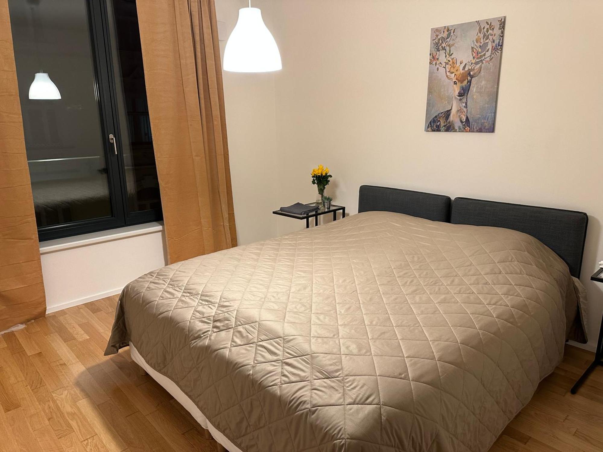 4 Room, 2 Bath, Parking Appartement