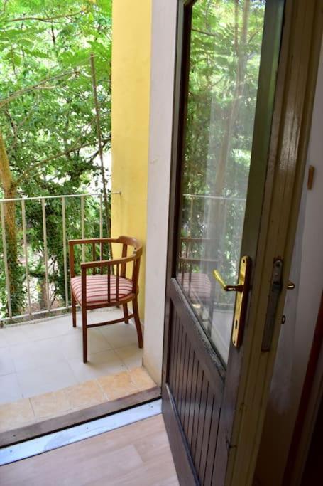 Authentic, Traditional Airbnb In ! Prague