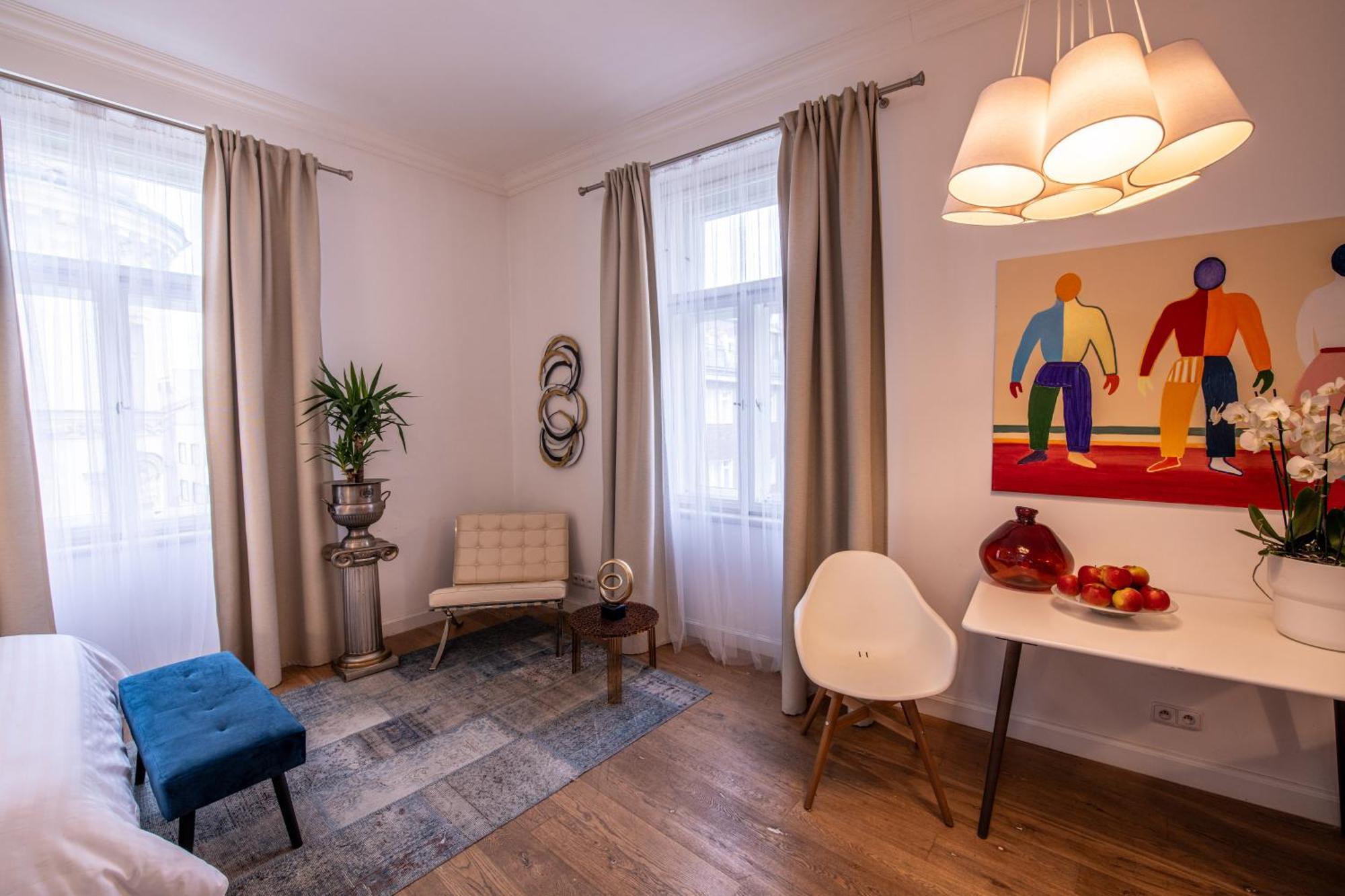 Modern Downtown - Renovated, On Ideal Location Apartment Prag