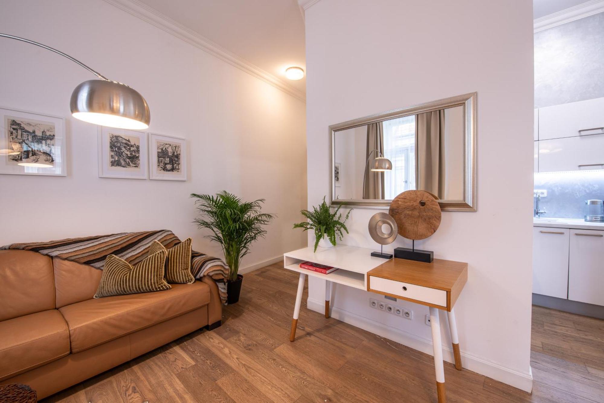 Modern Downtown - Renovated, On Ideal Location Apartment Prag