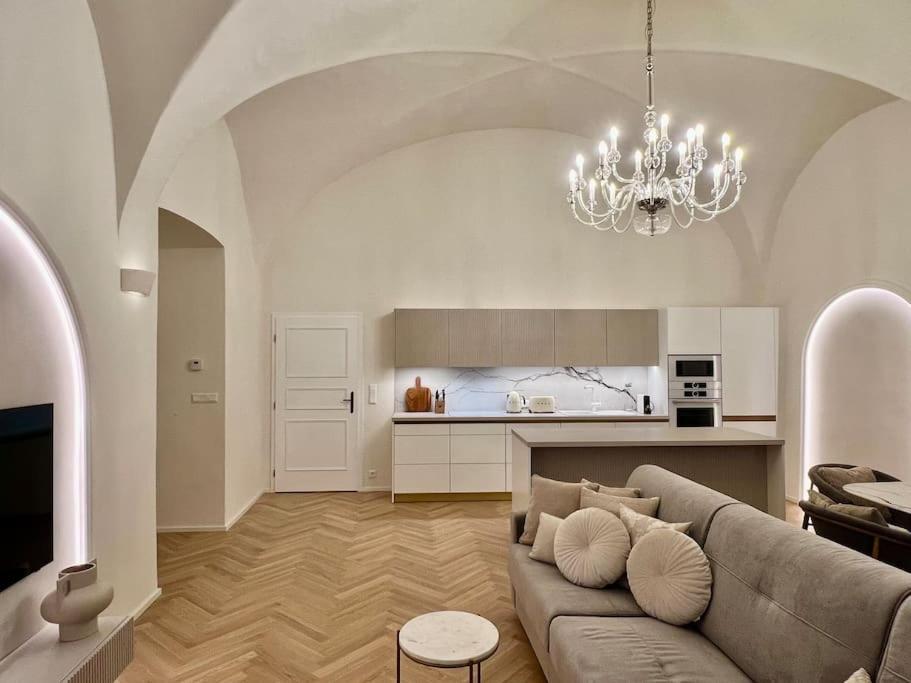 Apartment Arch Iv. Prague