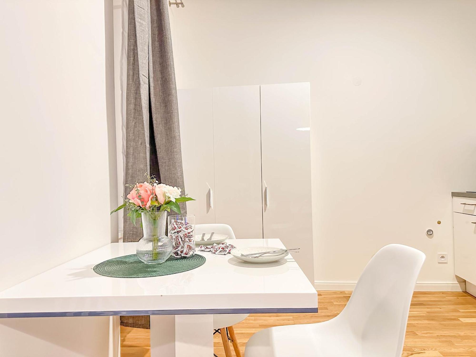 Cozy In 1 Next To Florenc Station Apartment Prague