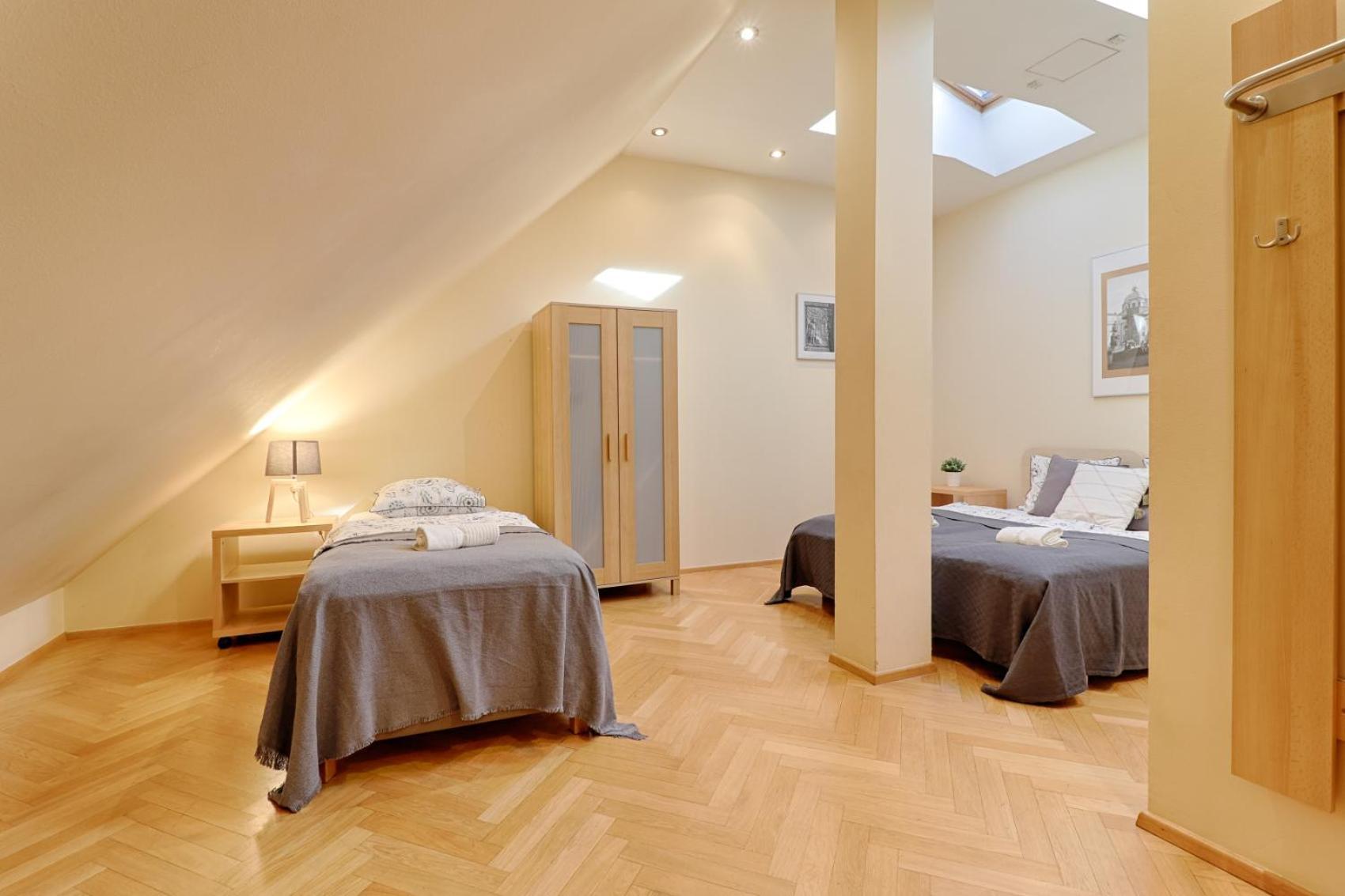Duplex 2br W. Ac In New Town Prague