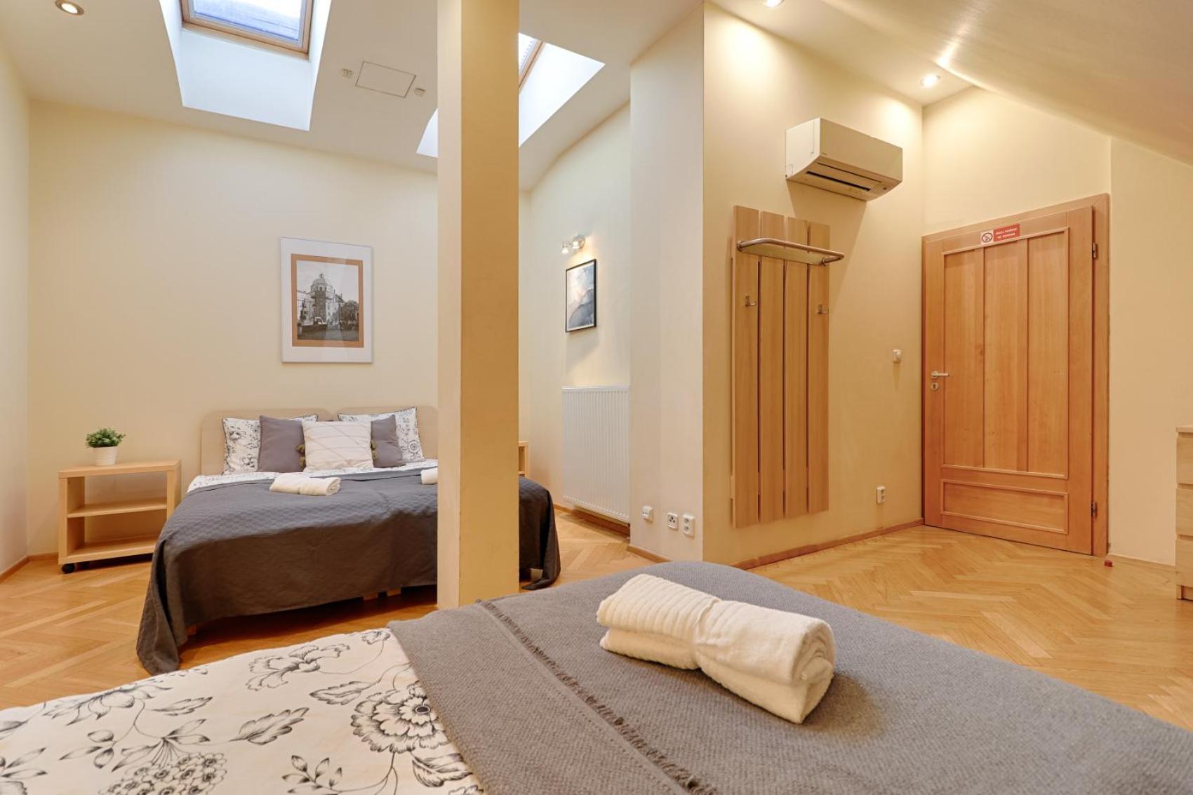 Duplex 2br W. Ac In New Town Apartment Prague