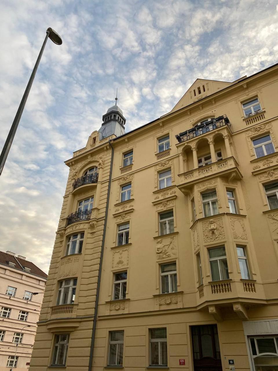 Bohemian Near The Center Appartement Prague