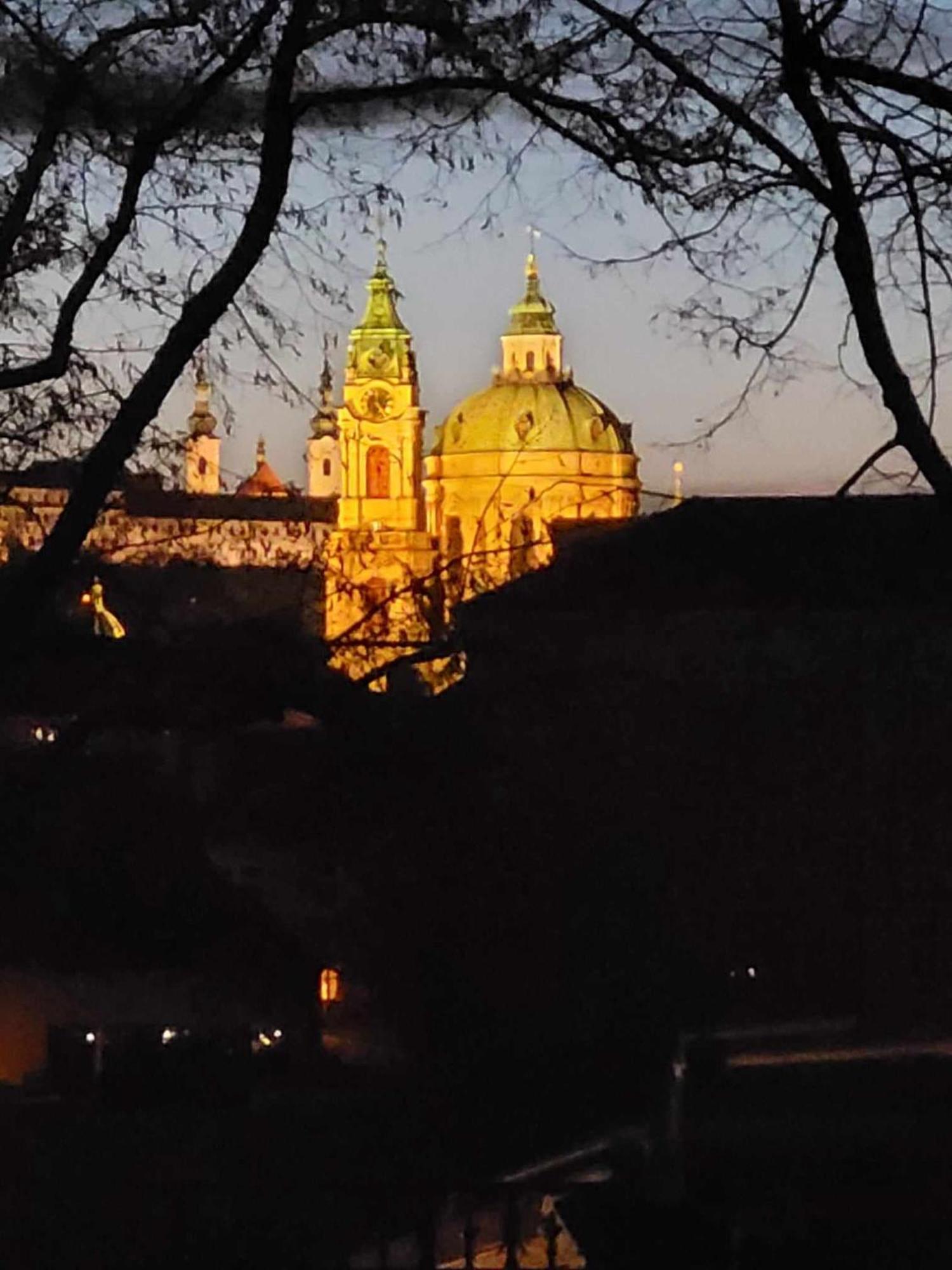 Hanspaulka Garden Apartment Prague