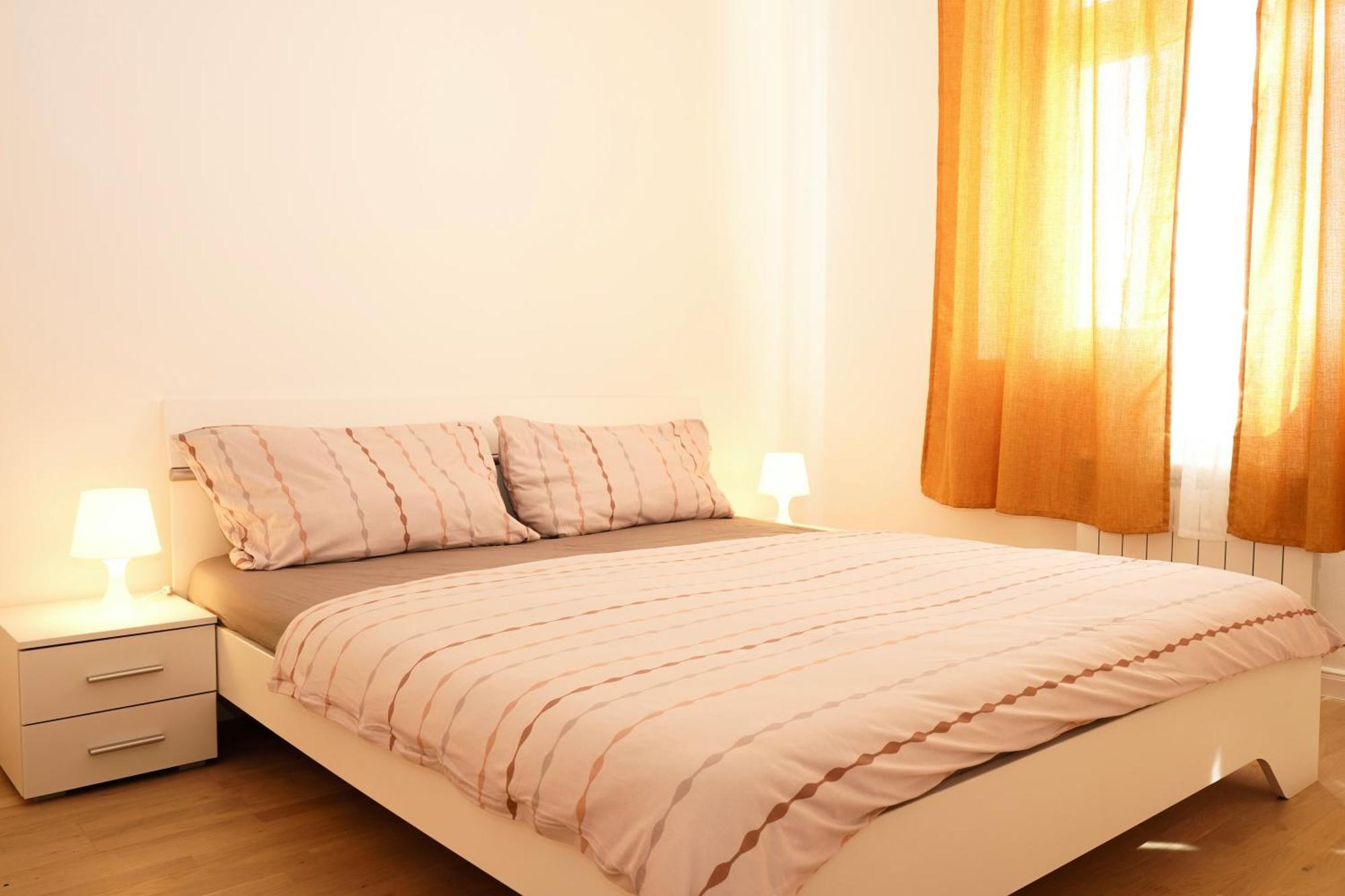 Centrally Located Gem In Apartamento Praga