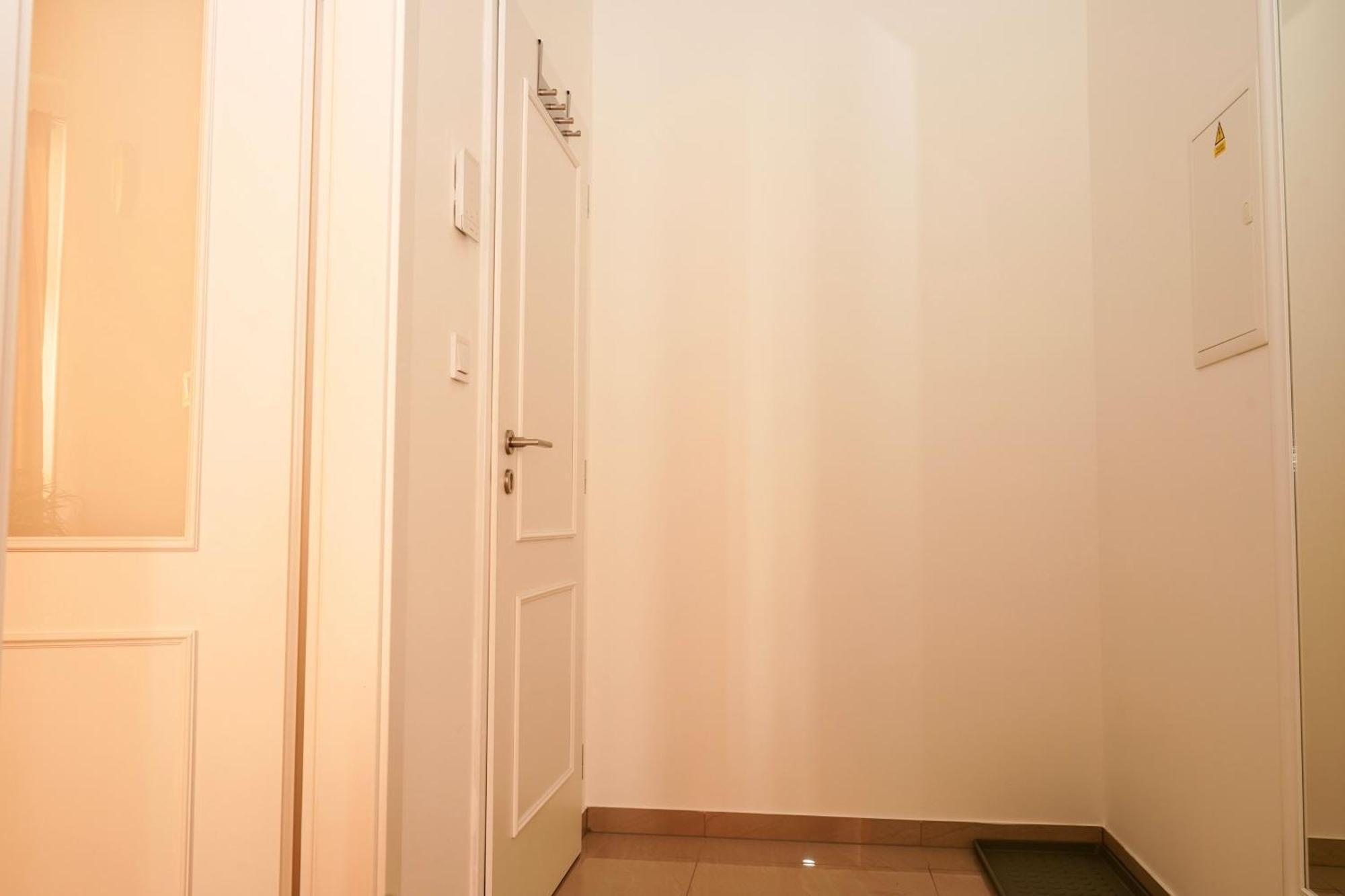 Centrally Located Gem In