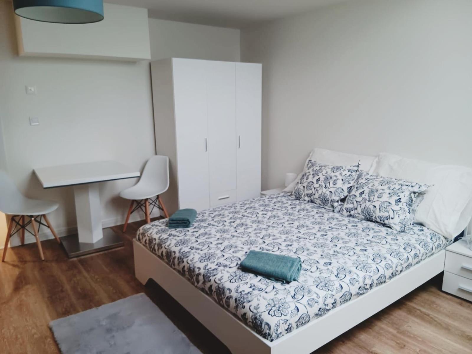 Apartment Center - Next To Florenc