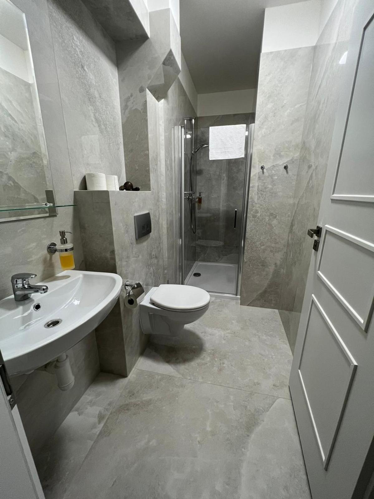 Guest house Kafka *