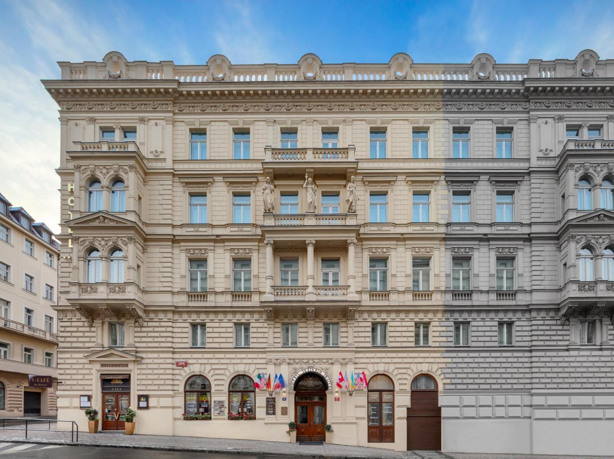 Otel Boutique Seven Days 4*