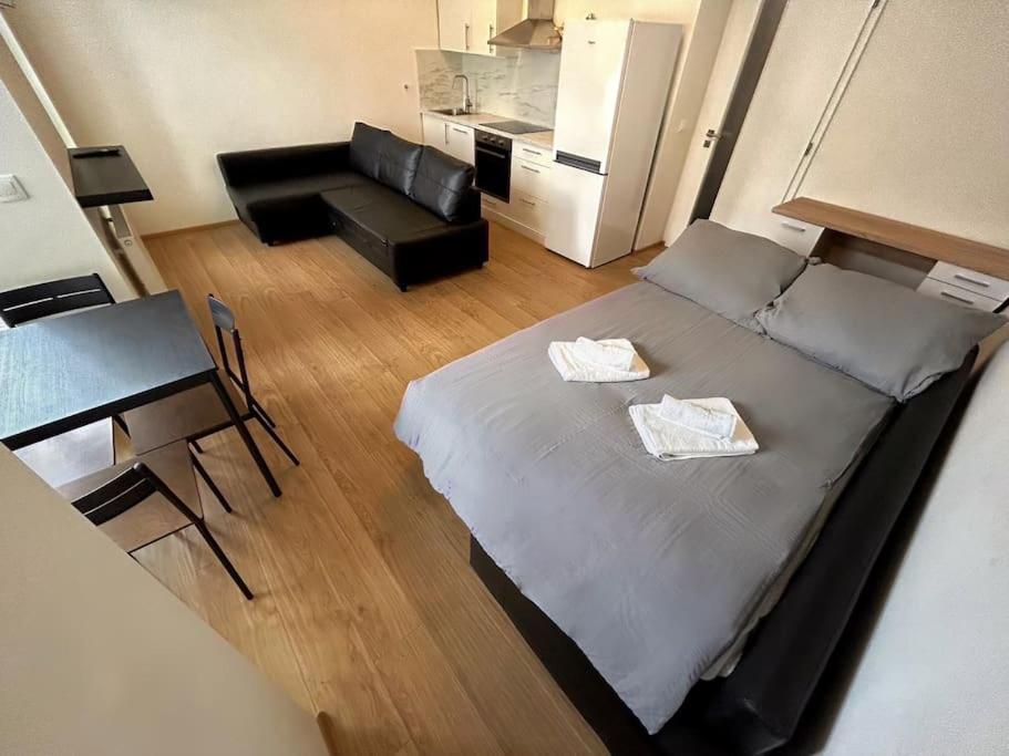 Apartman Mezilehla * Prague
