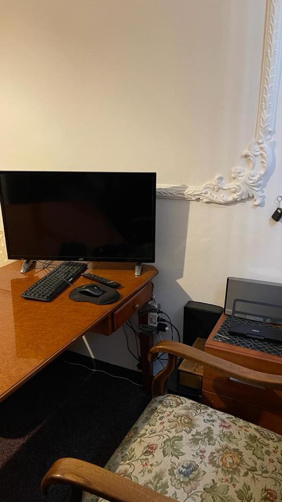70 M² Drei Personen Kourimka 30 Apartment