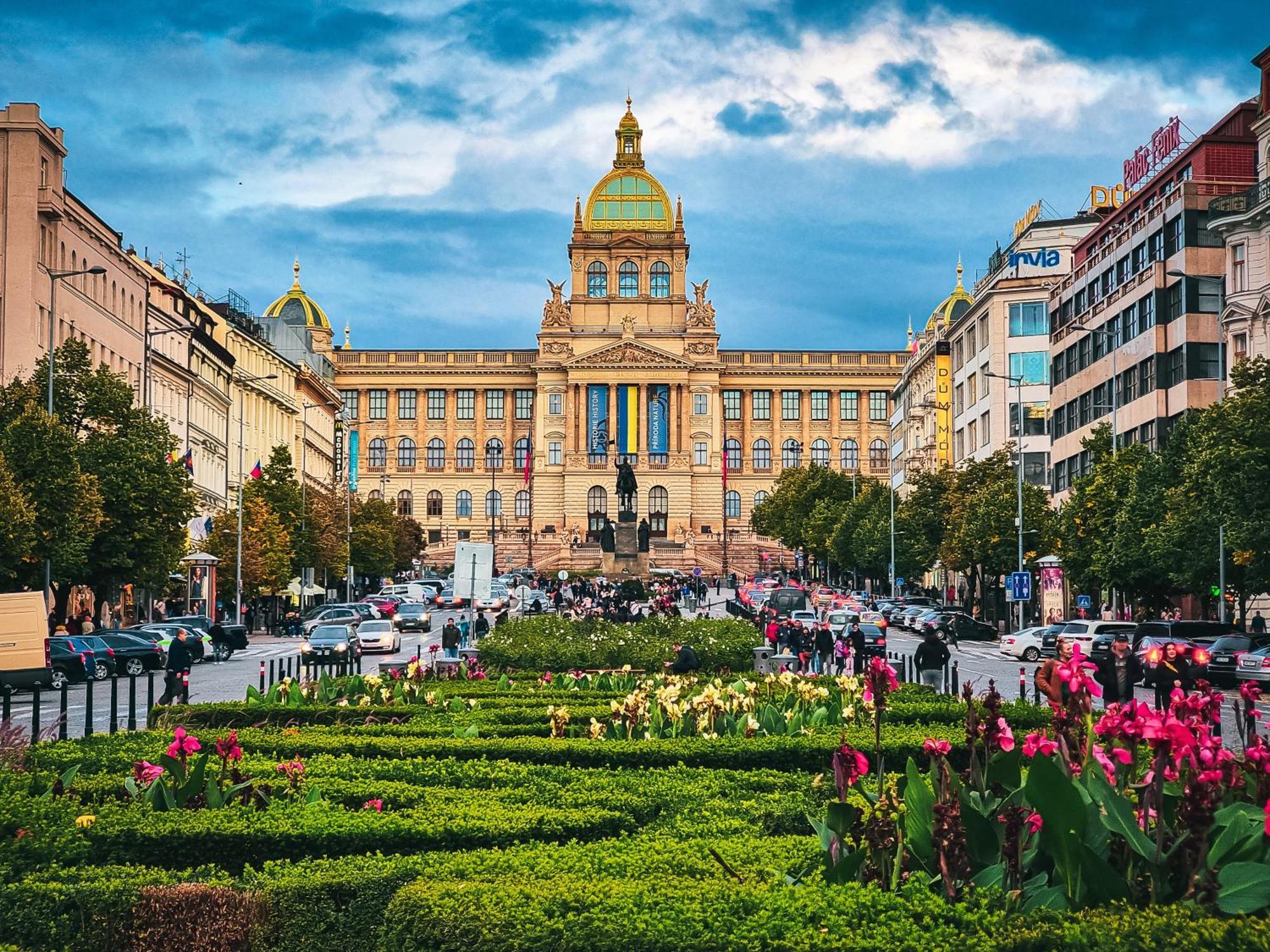Apartment Cozy Wenceslas Square 700m Apartment, *