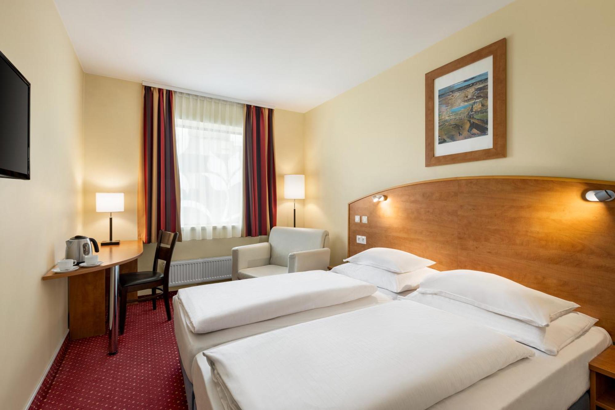 Otel Amedia Express Prague, Trademark Collection By Wyndham