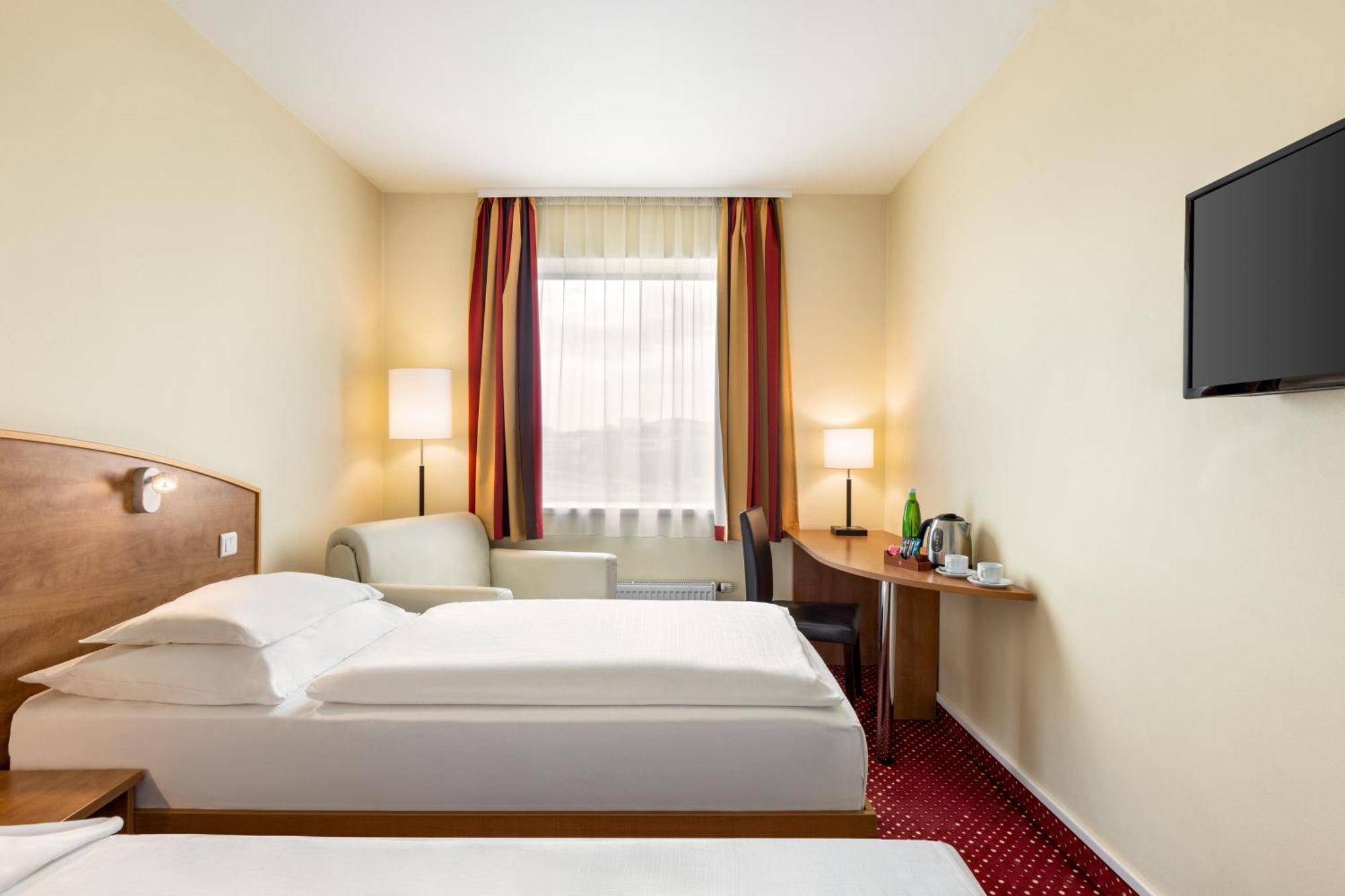 Amedia Express Prague, Trademark Collection By Wyndham Prag