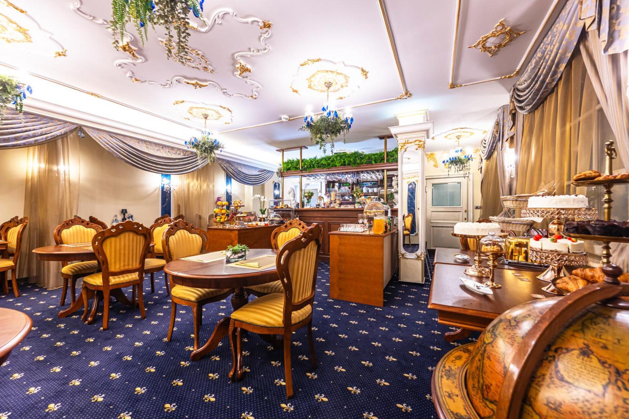 General Old Town 5* Prague