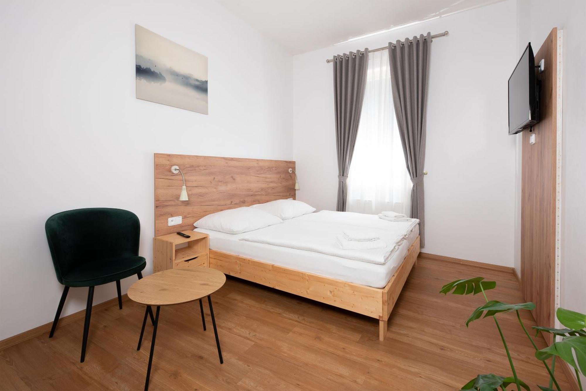 Moveinn 3* Prague
