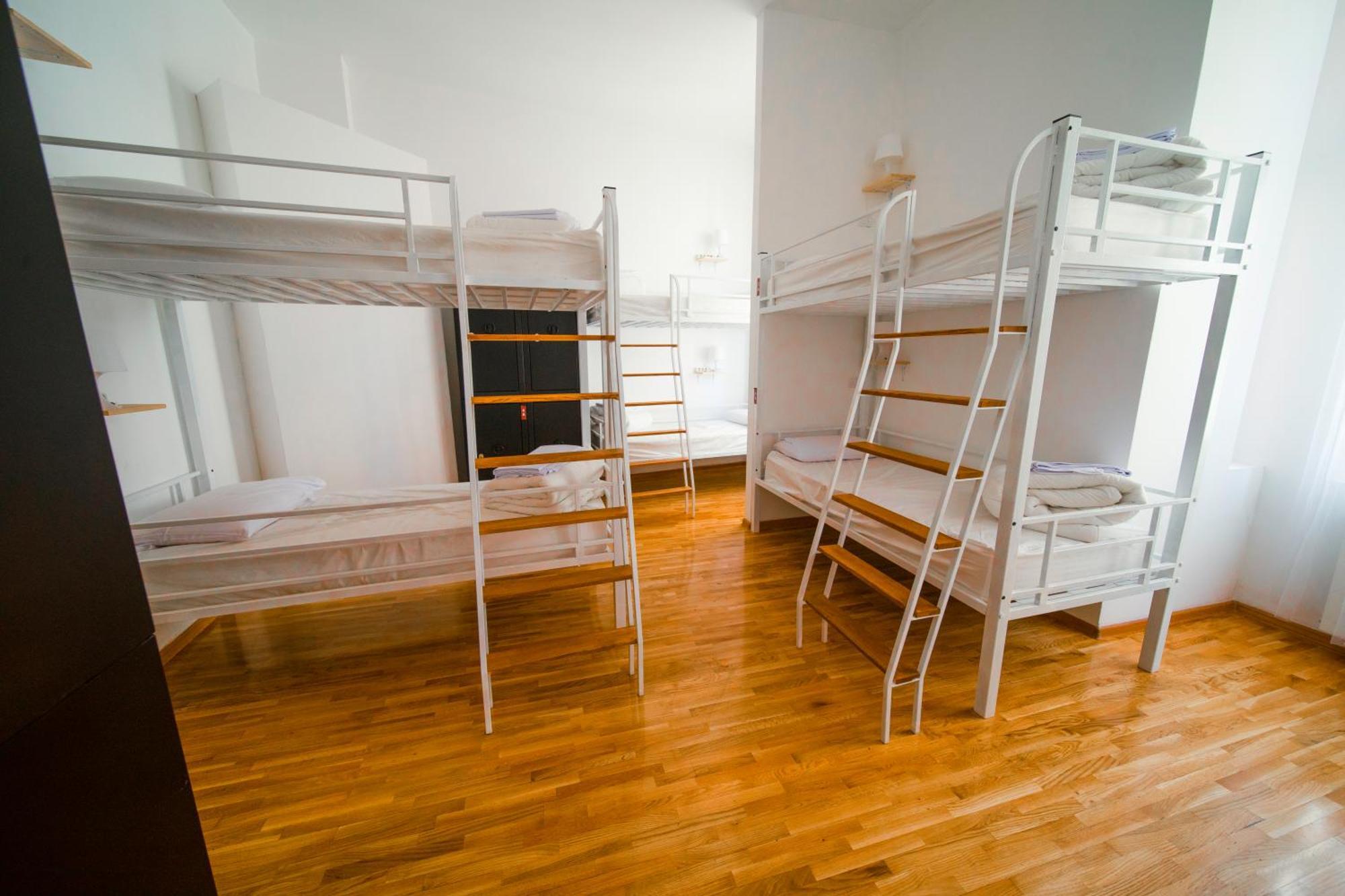 Auberge de jeunesse New Generation Center *