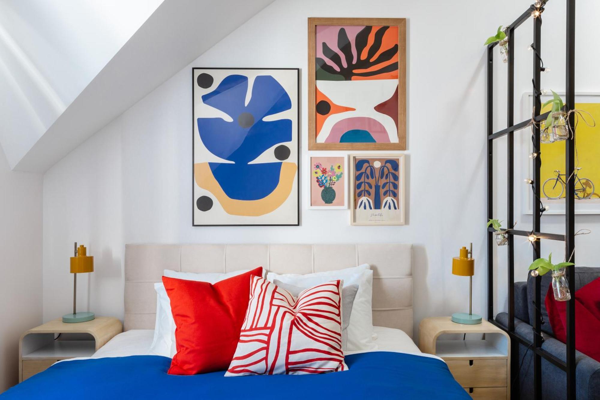 Turnkey I Charles Square Daire Prag