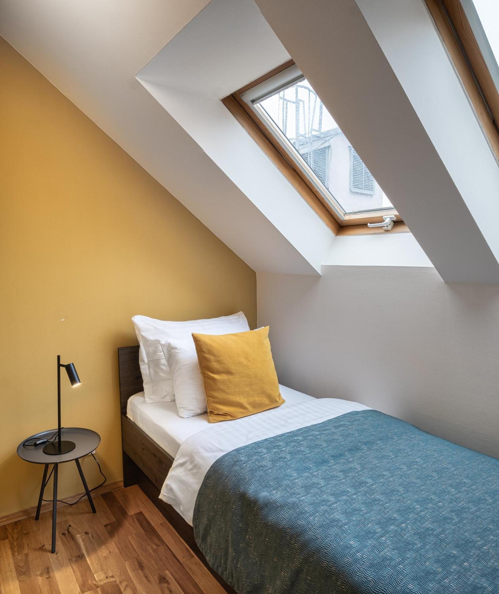 Vn48 By Adrez 4* Prague
