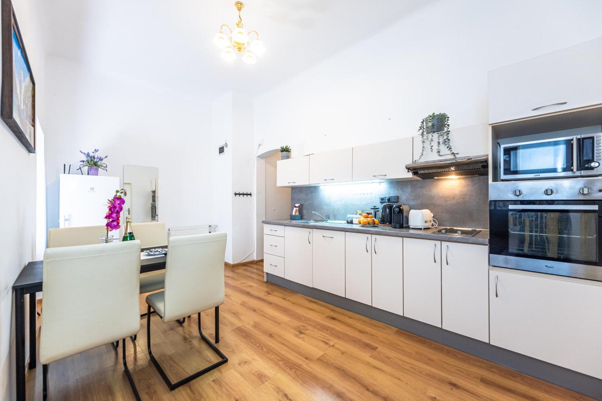 Wenceslas Square 2 Bedroom Praga