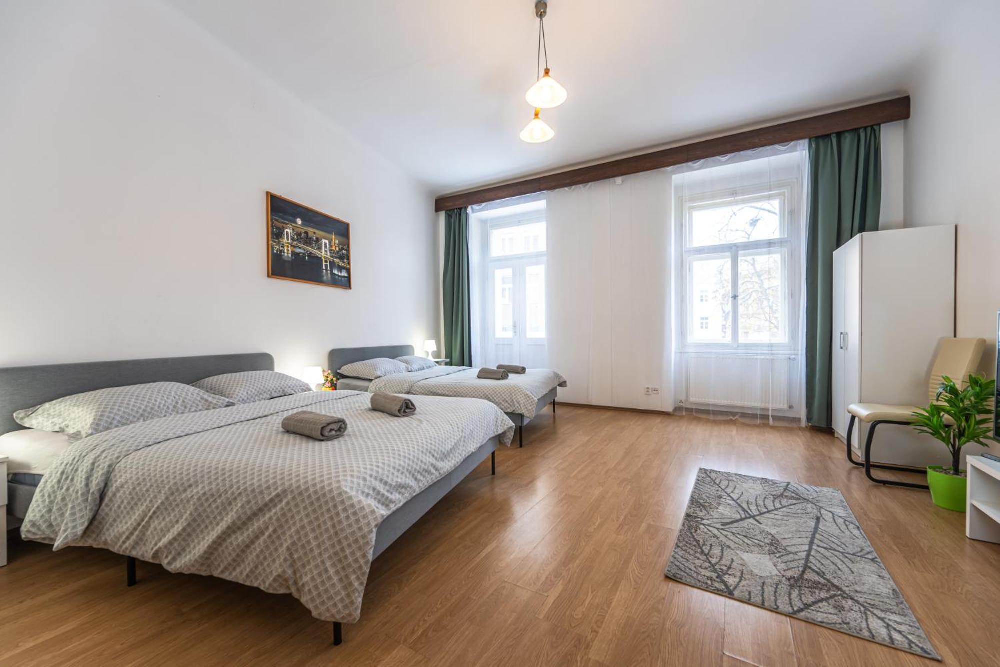Wenceslas Square 2 Bedroom * Praga