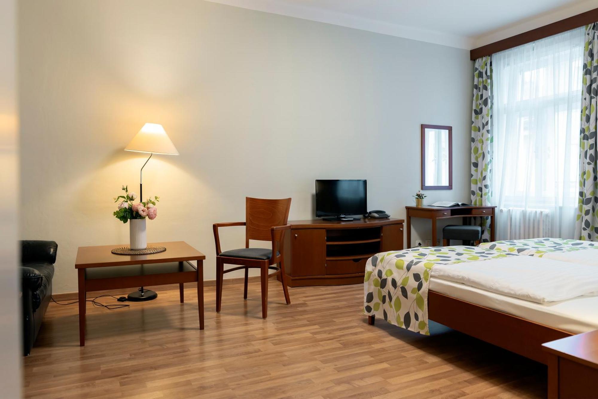 Aparthotel Orion