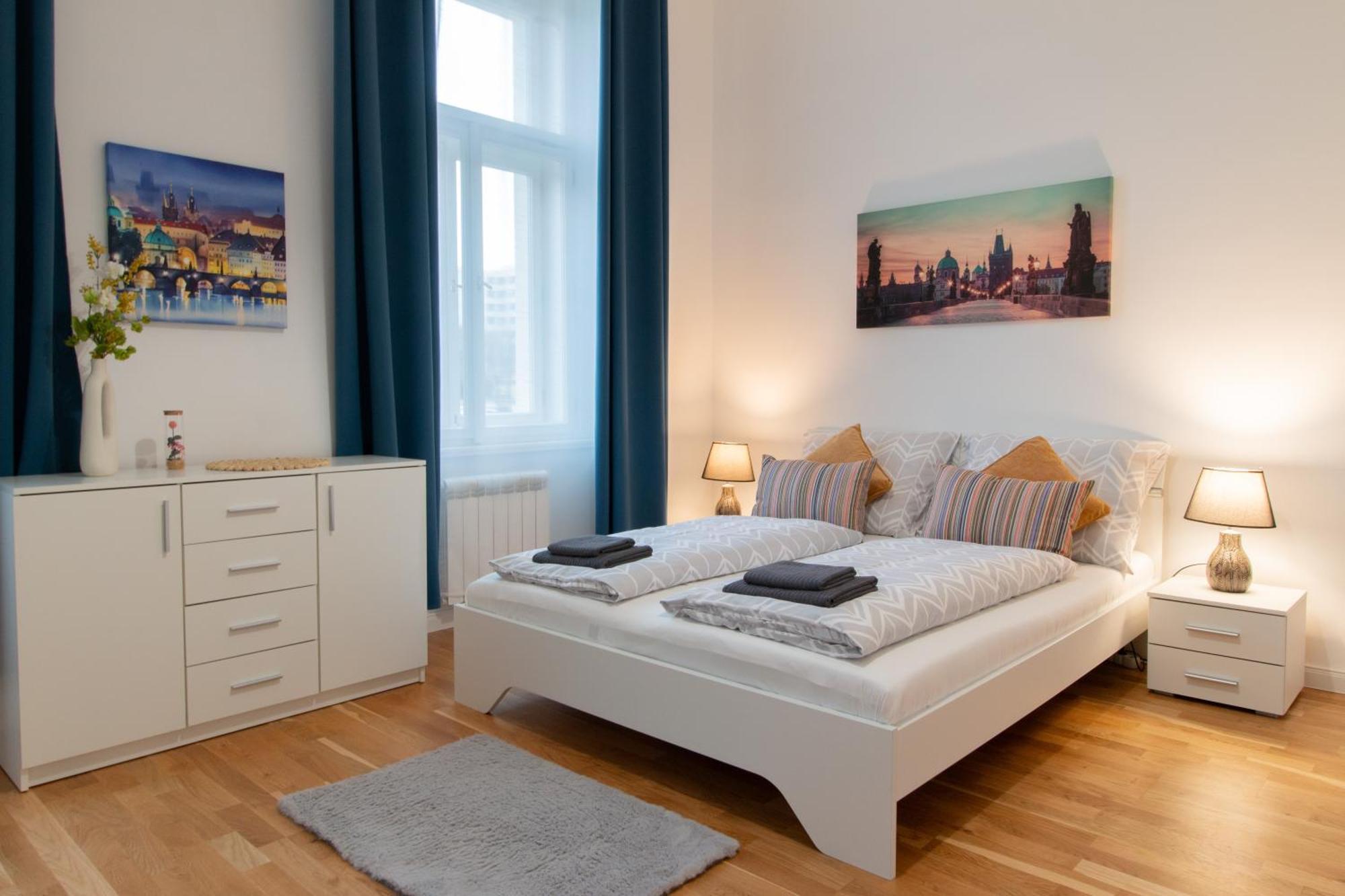 Washingtonova Cr Apartment Prag