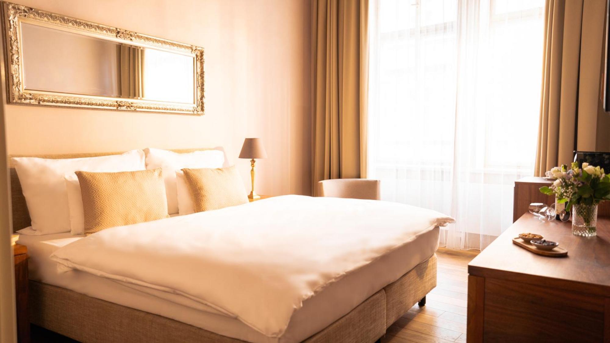 Hotel Golden Key Castle 4*