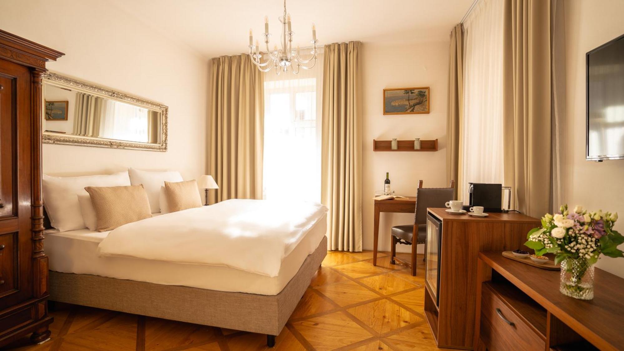 Golden Key Castle Hotel Prague