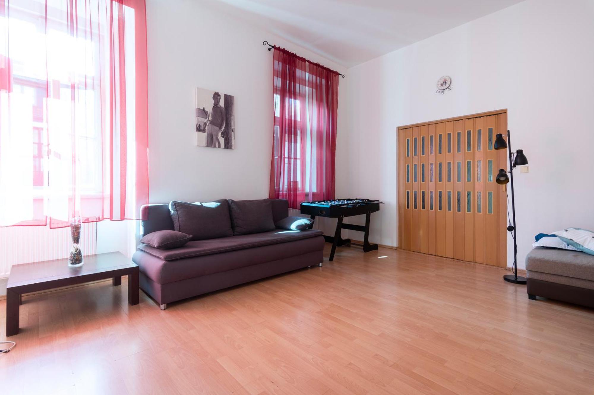 Stepanska Apartment