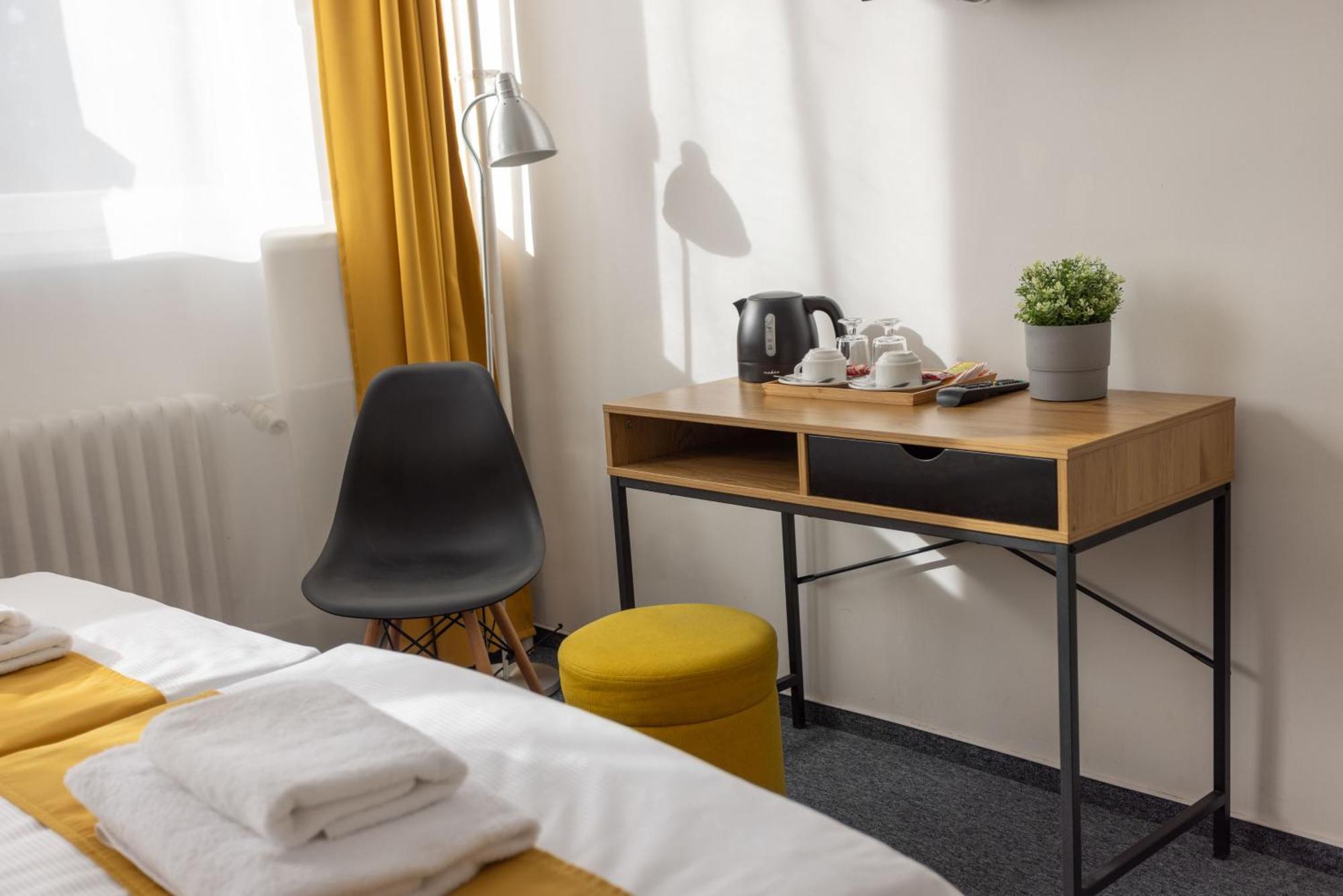 Hotel Amity