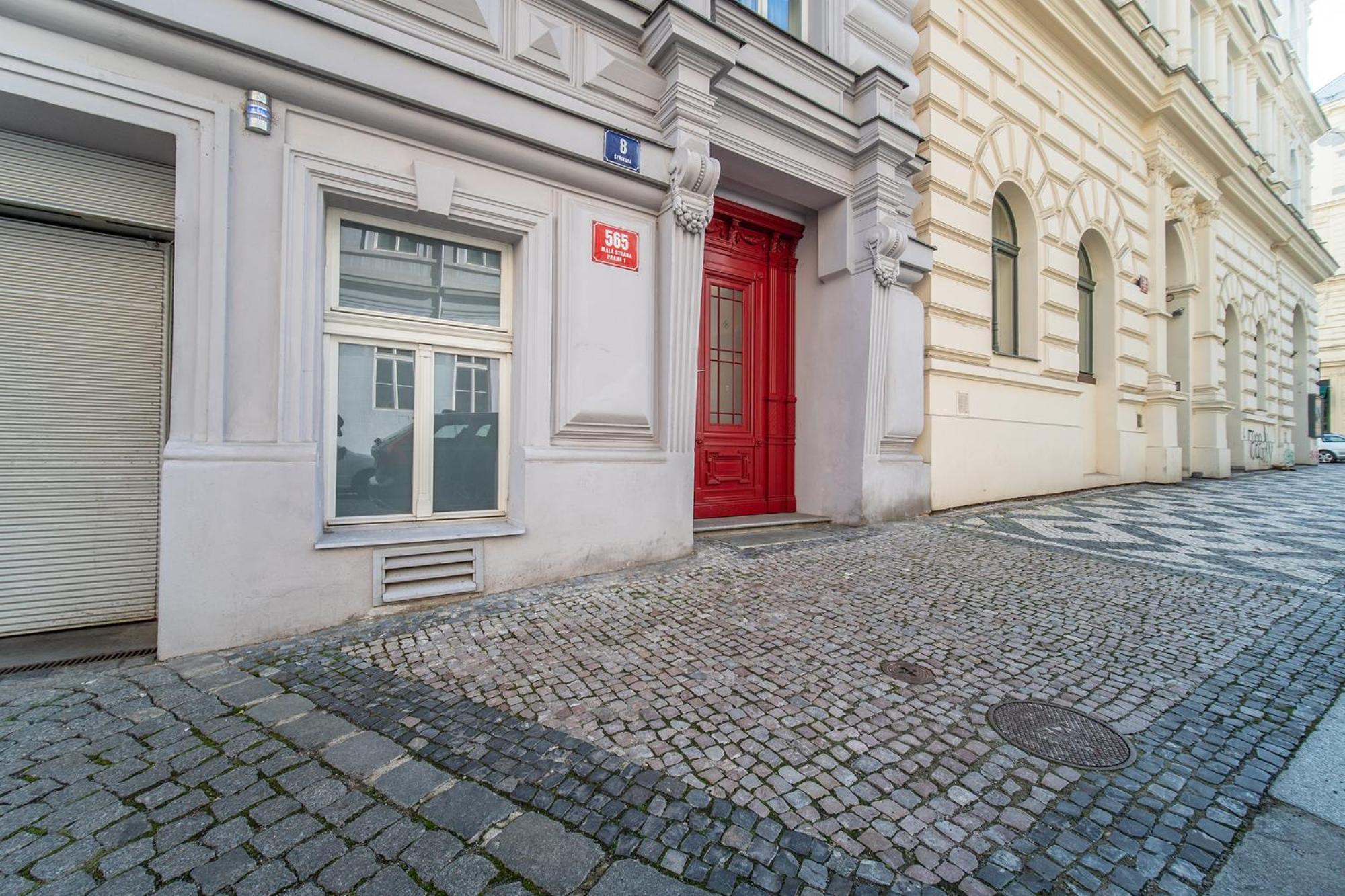 A - Lesser Town Appartement