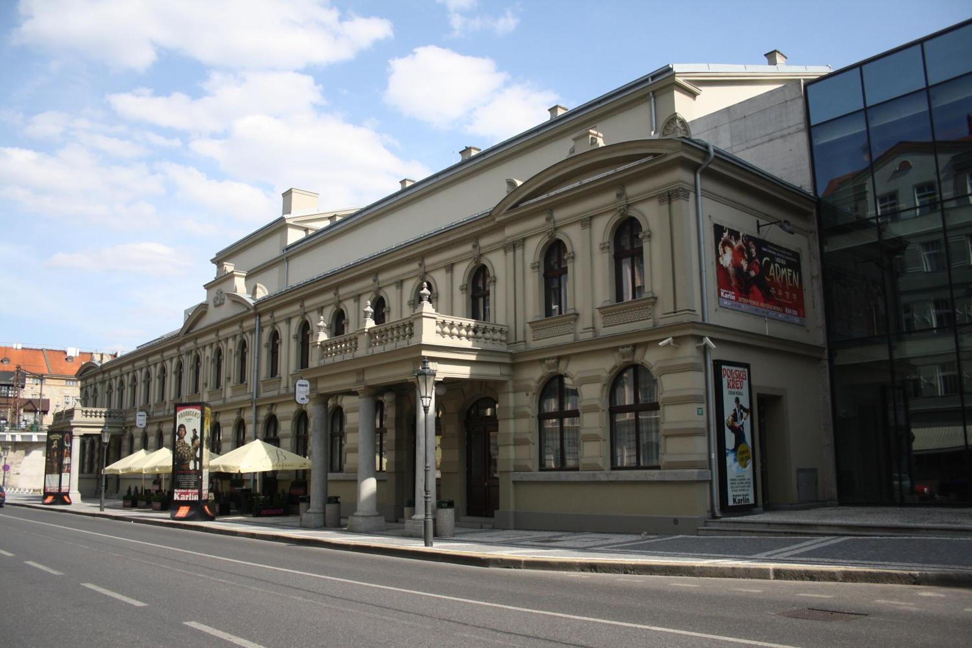 With Large Balcony, Parking * Prague