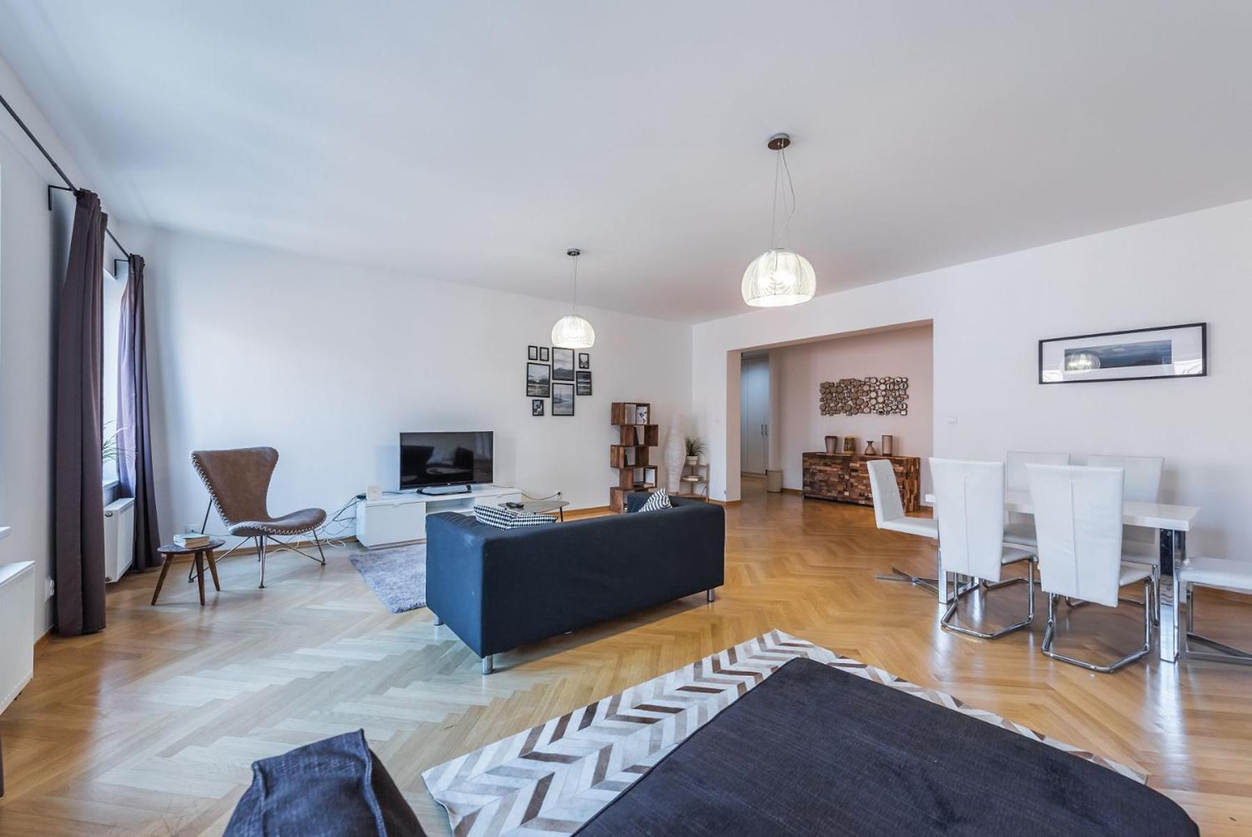 Wishlist Old Residences - New Town Daire