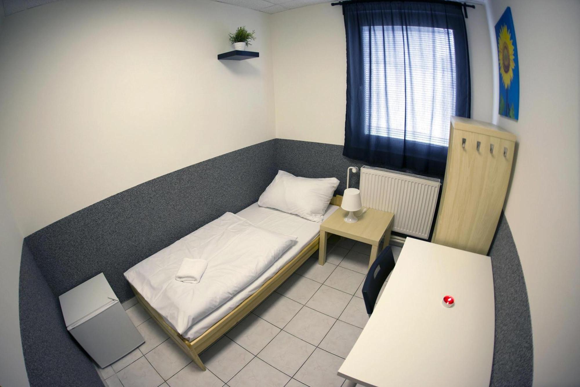Seven Hostel