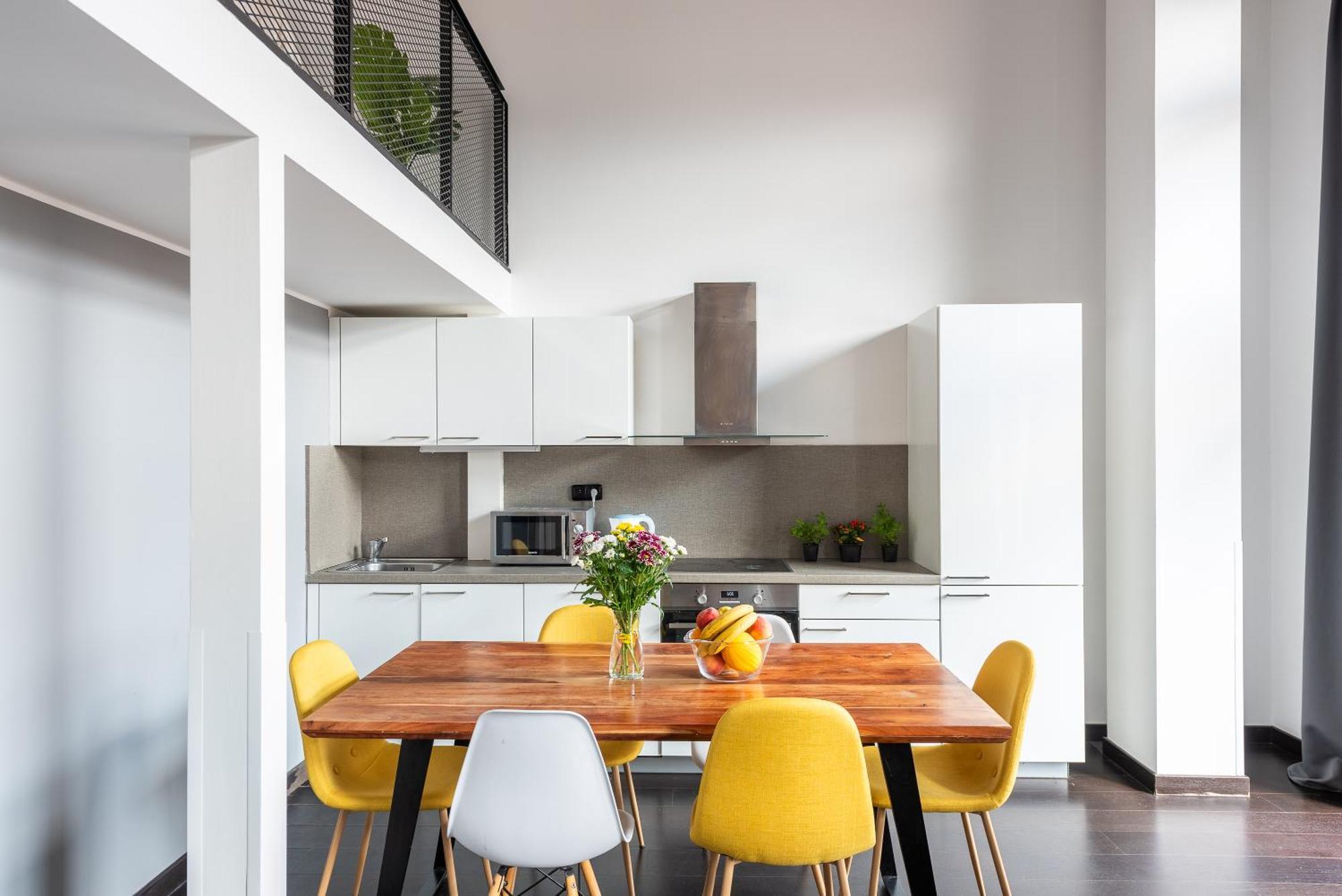Apartment Duplex With 3 Bedrooms *