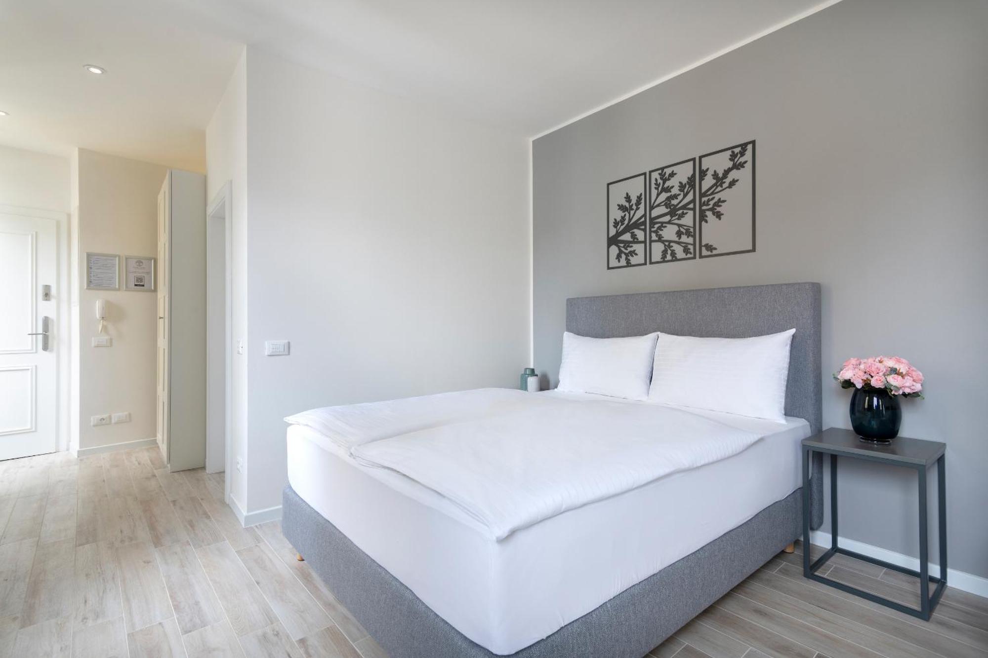 Aparthotel Kinsky Garden And By Dwellfort