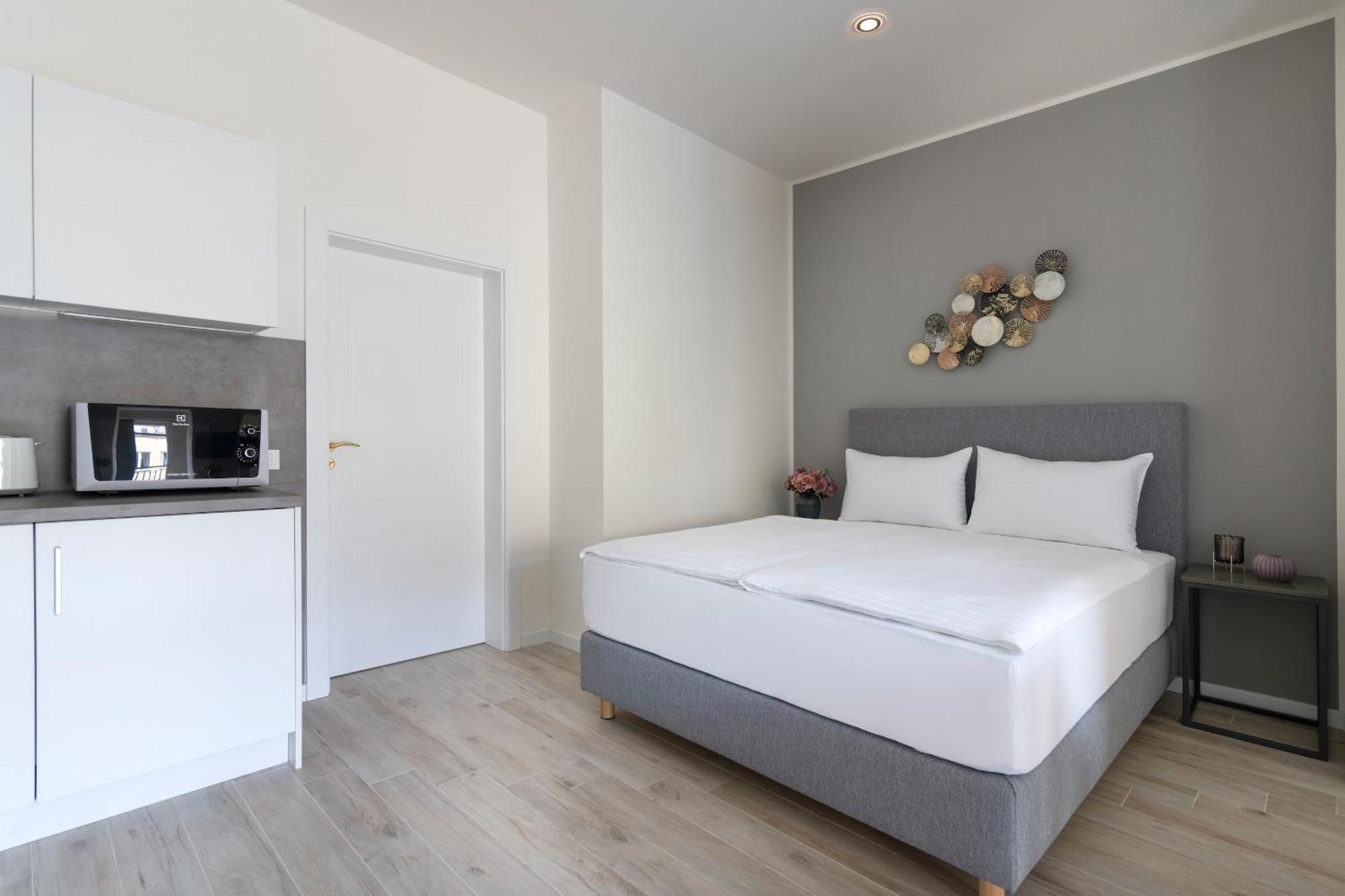 Kinsky Garden And By Dwellfort 4* Prague