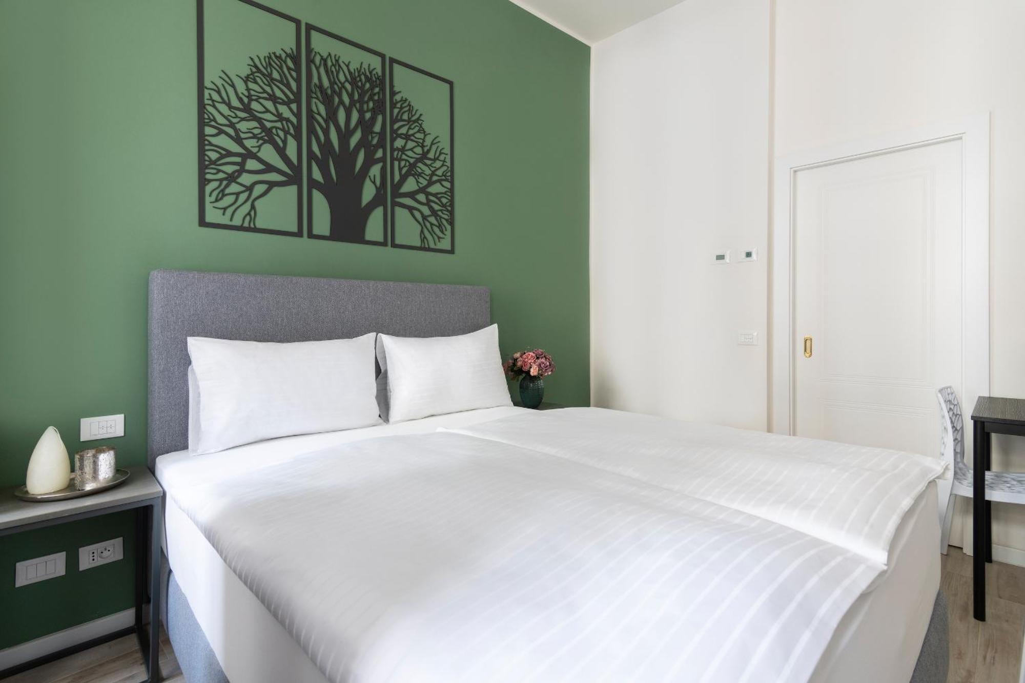 Kinsky Garden And By Dwellfort Aparthotel Prague