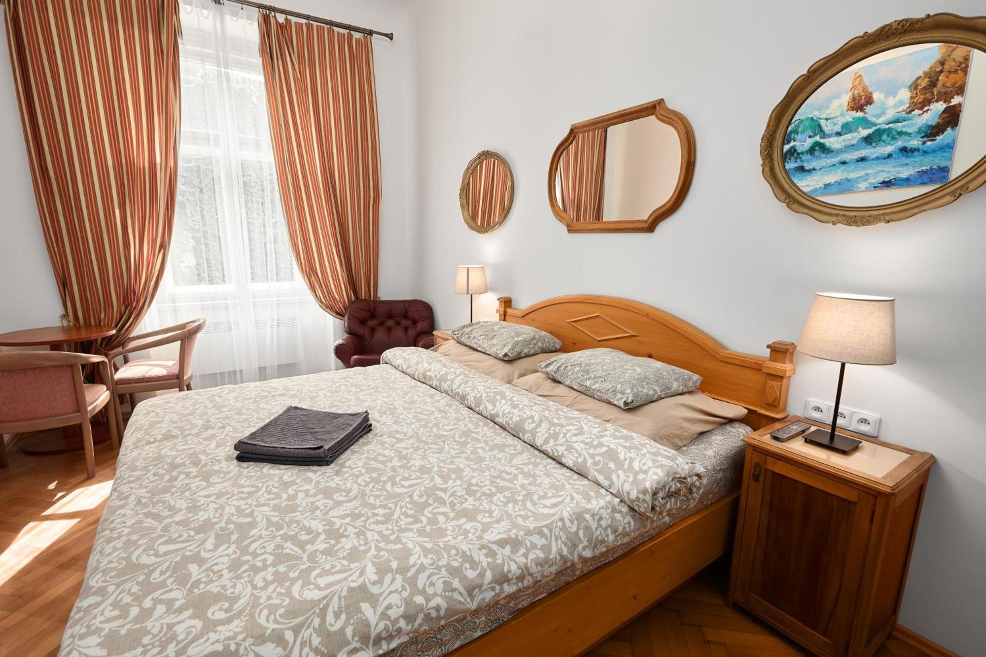 Hospedagem domiciliar & Parking Assistance *