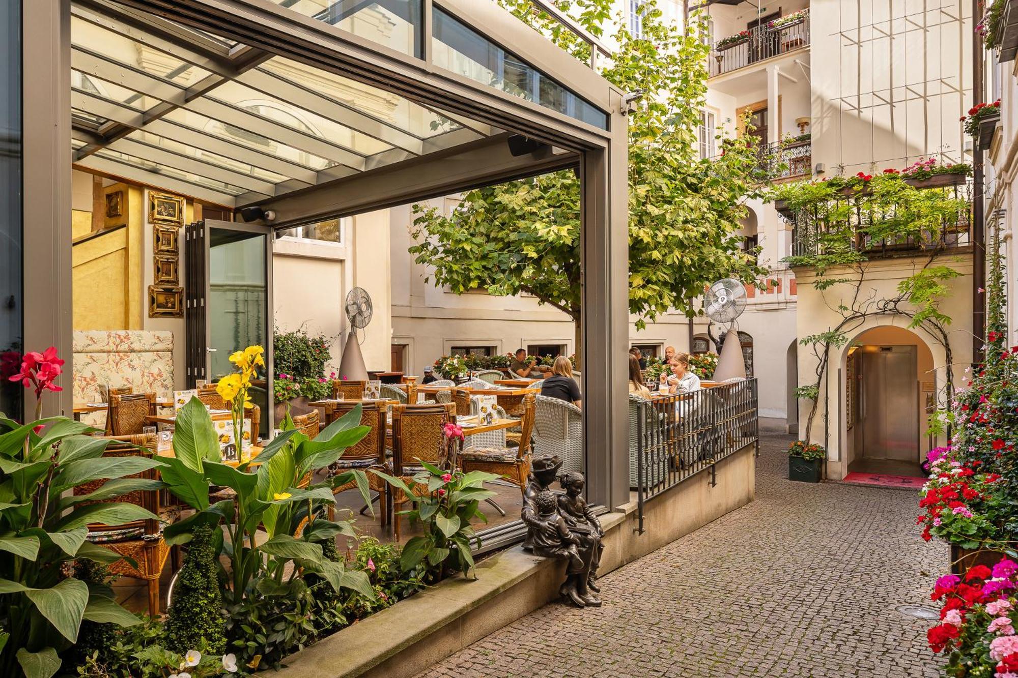 Iron Gate & By Bhg Prague