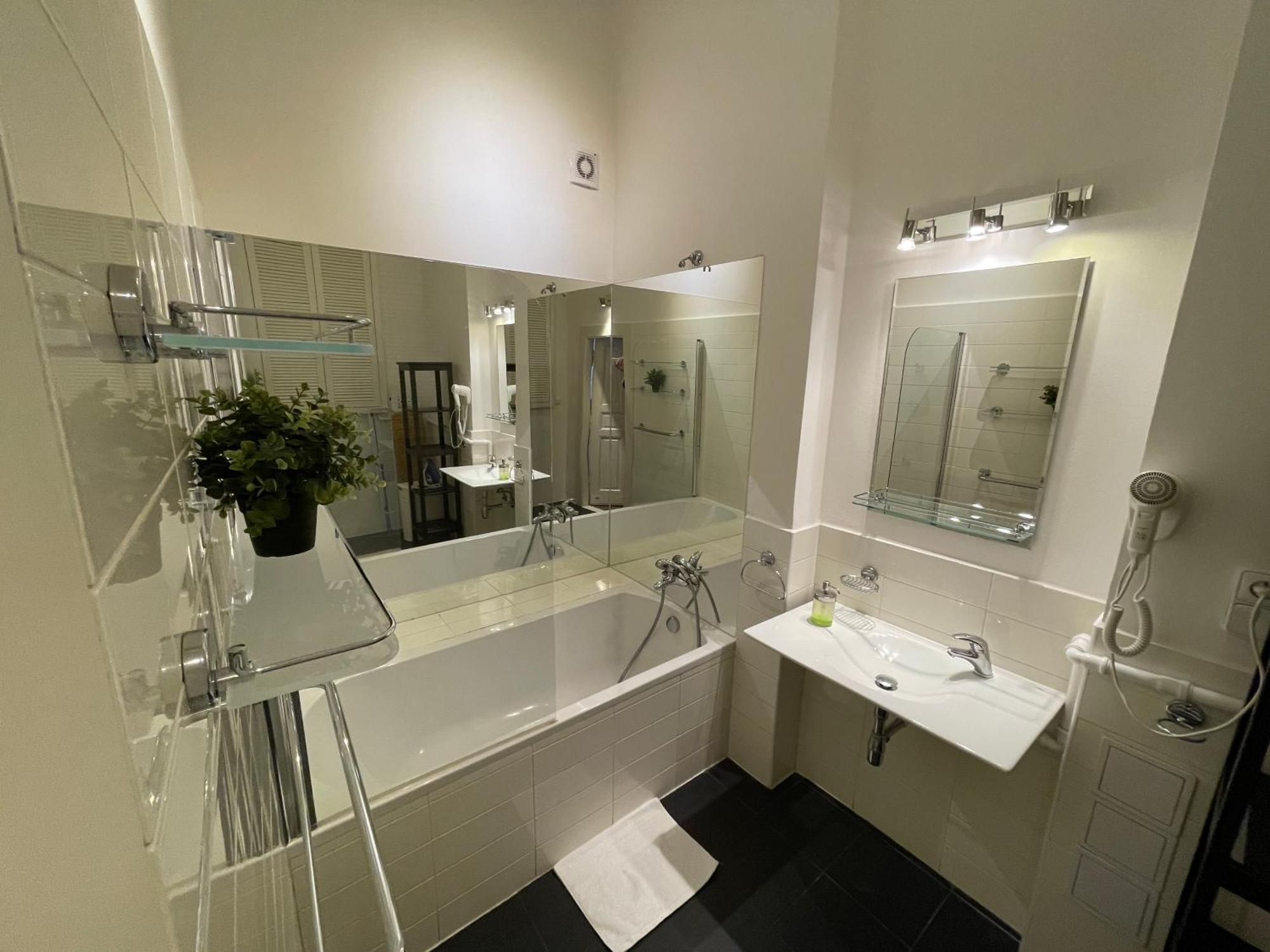 Aparthotel Charles Bridge Premium Residence 4*