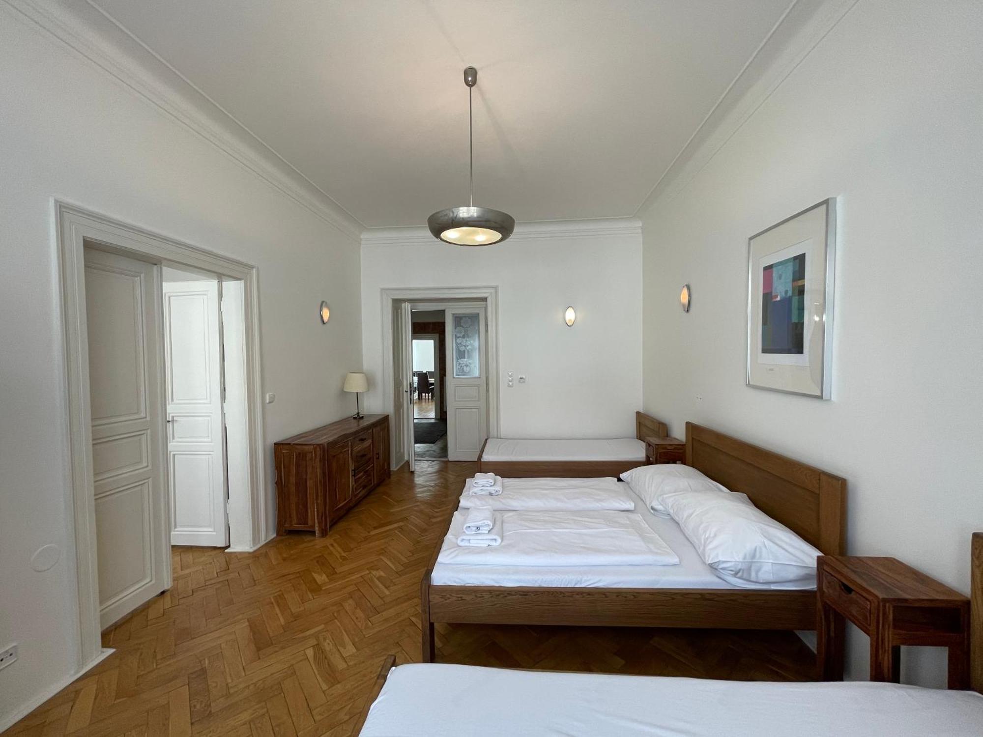 Charles Bridge Premium Apart Otel 4*